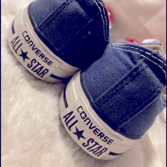 All star converse with bedazzle - Picture 5 of 5